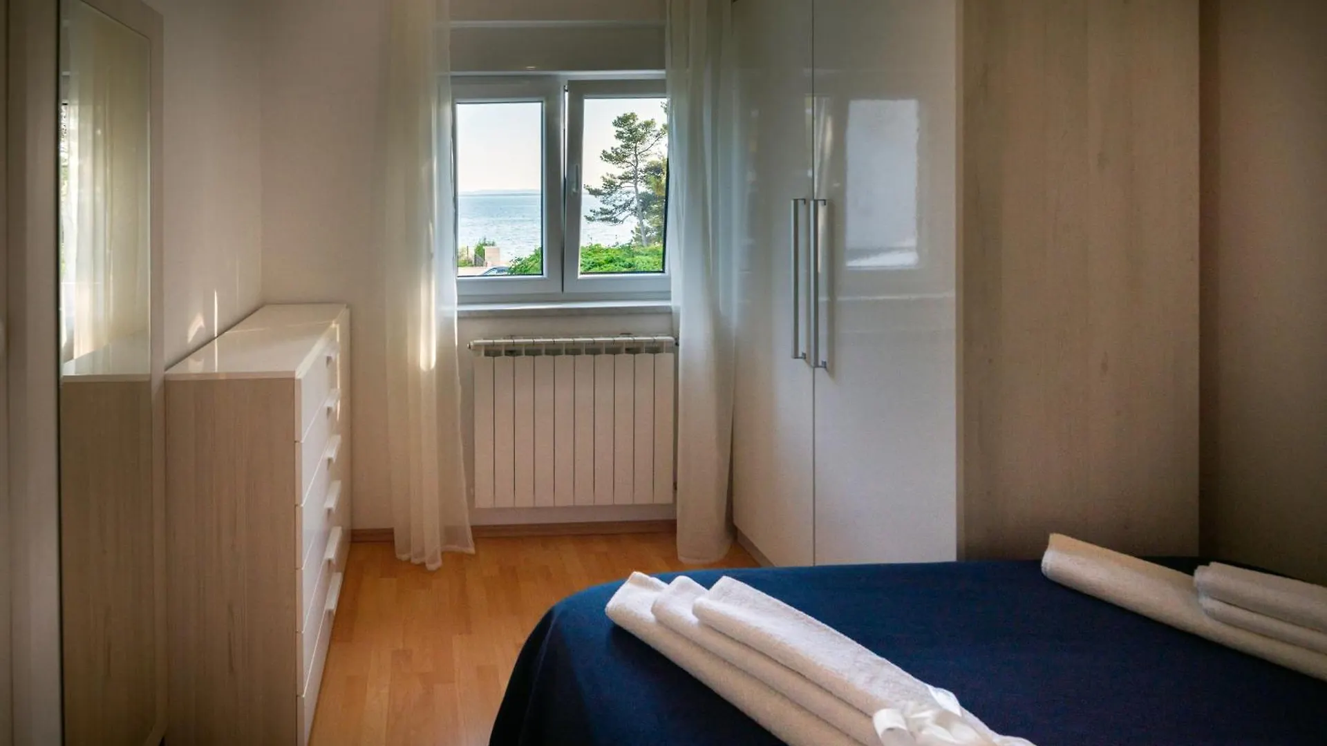 Apartment Anamaria With Seaview Petrcane 0*,
